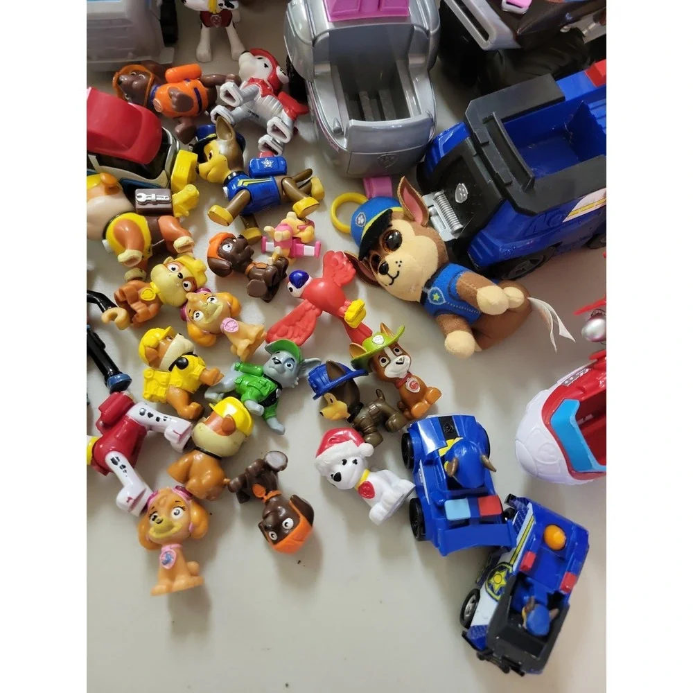 PAW Patrol  Characters & Vehicles dogs figures mixed lot Puppies Plane